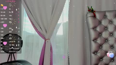 Snapshot of nicky_1824 chatting on December 21, 5:07 pm NICKY online show from December 21, 5:07 pm