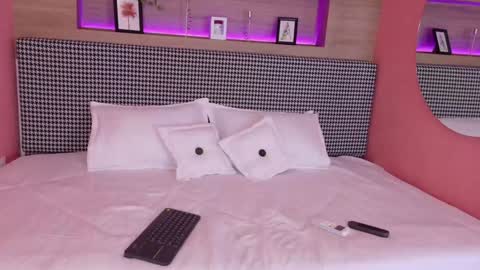 nicky_belmonth online show from January 23, 11:58 am