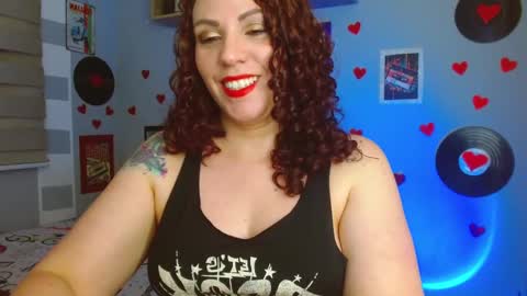 Snapshot of nicky_lucy_m chatting on March 11, 3:14 am lucy online show from March 11, 3:14 am