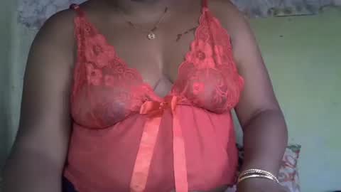 nickyplayer002 online show from April 14, 10:48 am