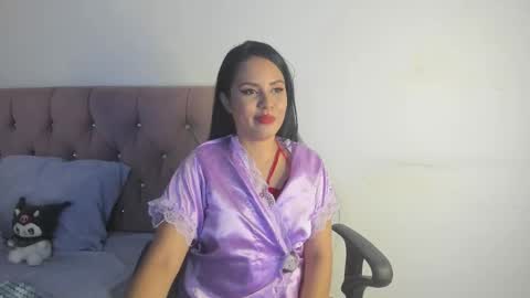 Nicol sanchez online show from February 14, 11:40 pm