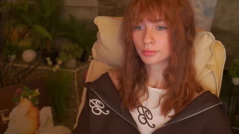 Nicol Moonn online show from February 27, 2:50 pm