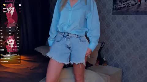 Nicoletta online show from October 12, 6:32 pm