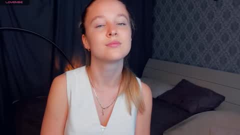 Nicoletta online show from September 13, 6:16 pm