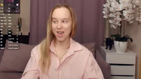 Nicoletta online show from February 8, 7:50 pm