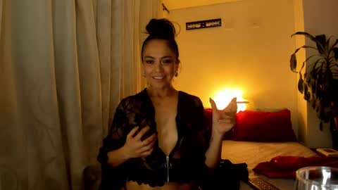 Nicole online show from February 1, 12:18 am