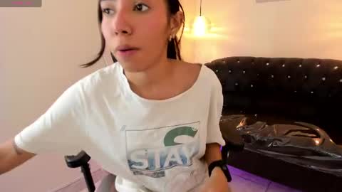 Samantha online show from July 28, 7:39 pm
