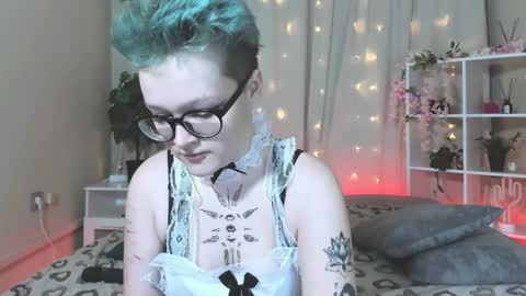 Snapshot of nicolefloret chatting on January 14, 8:04 pm Nicole online show from January 14, 8:04 pm