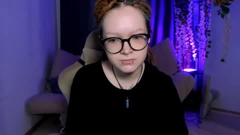 Snapshot of nicolefloret chatting on March 6, 5:35 am Nicole online show from March 6, 5:35 am