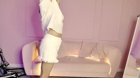 nicolehits online show from November 1, 9:46 am