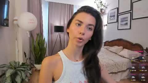 Dua Lipa online show from July 30, 5:25 pm