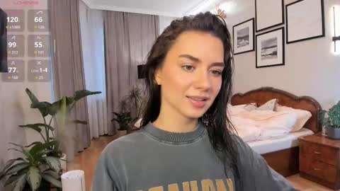 Snapshot of nicoleluuv chatting on October 26, 1:06 pm Dua Lipa online show from October 26, 1:06 pm