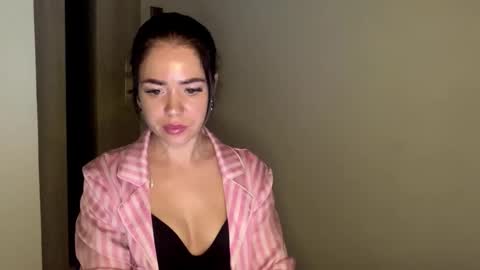 Nicole online show from March 17, 9:41 pm