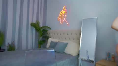 NicolRos online show from July 9, 6:32 pm