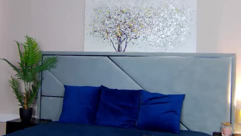 NicolRos online show from October 11, 11:14 am