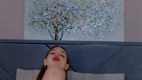 NicolRos online show from March 8, 9:02 am