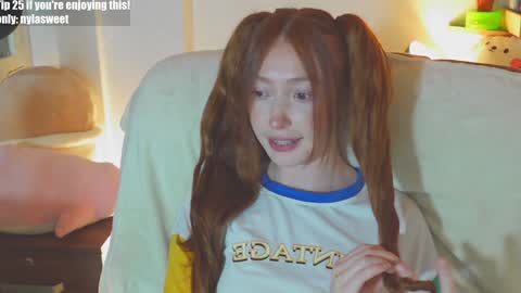 Snapshot of niilaa chatting on October 8, 11:03 am of Nylasweet online show from October 8, 11:03 am