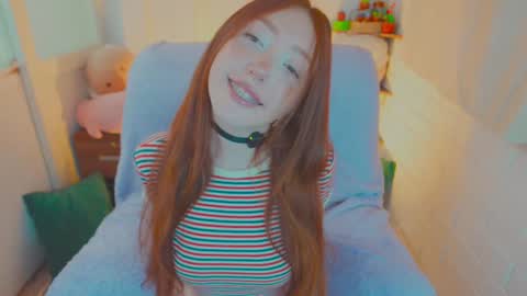 of Nylasweet online show from February 19, 4:17 pm