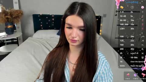 Rebecca online show from March 10, 2:39 am