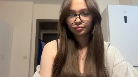 nikagpt online show from April 8, 7:27 pm