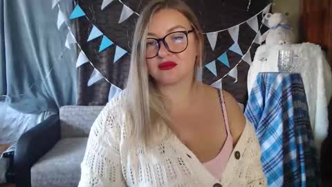 Nika online show from October 4, 5:57 am