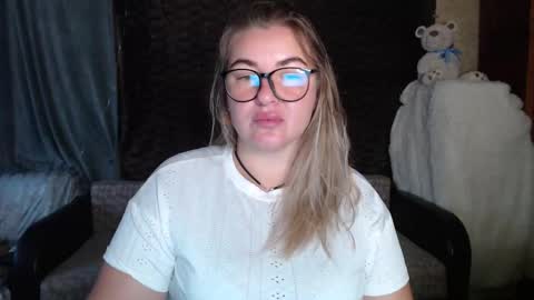 Nika online show from October 20, 3:53 am