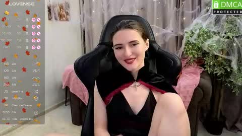 niki_cutes online show from October 27, 8:10 am