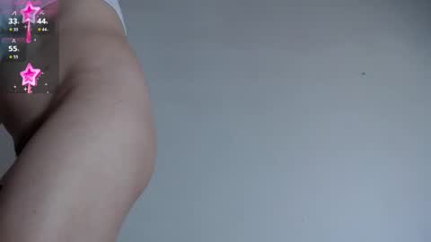 niki_wood_1 online show from March 24, 6:13 pm