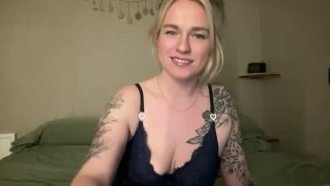 Nikita Noir Xo online show from May 20, 3:25 am