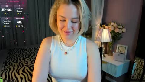 Nikki online show from October 20, 12:46 am