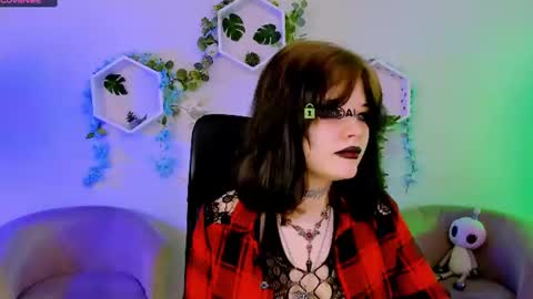 nikki_kiss_ online show from June 17, 8:26 am