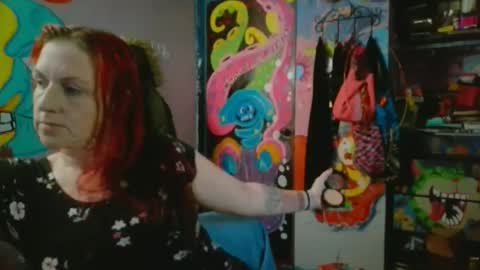 Nikkie online show from May 8, 2:20 pm