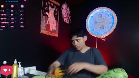 Nikky online show from June 17, 1:56 pm
