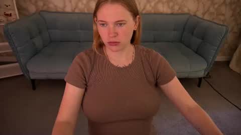 nikkyreyyy online show from June 23, 5:49 am