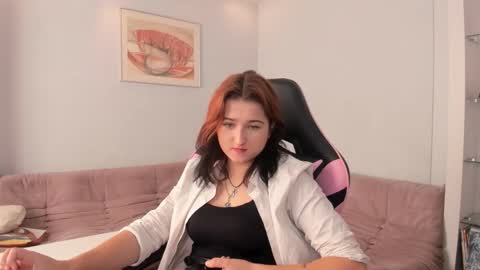 Niki online show from October 31, 8:40 am