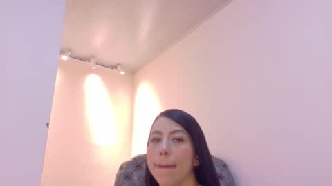  NIKY SMIT  online show from February 23, 10:48 am