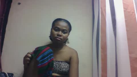 nilah online show from September 23, 6:39 pm