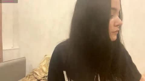 Snapshot of nimraeve chatting on September 19, 3:44 pm Mary online show from September 19, 3:44 pm