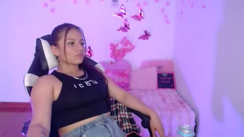 nina__666 online show from November 29, 2:10 pm