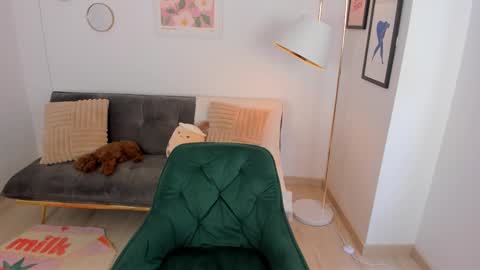 NINA online show from March 3, 5:47 pm