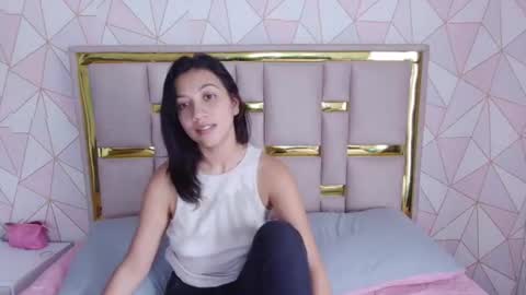 Nina Carther online show from June 16, 9:49 pm