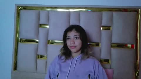 Nina Carther online show from December 5, 11:00 am