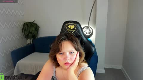 Snapshot of nina_lunaa chatting on September 28, 8:19 am nina lunaa online show from September 28, 8:19 am