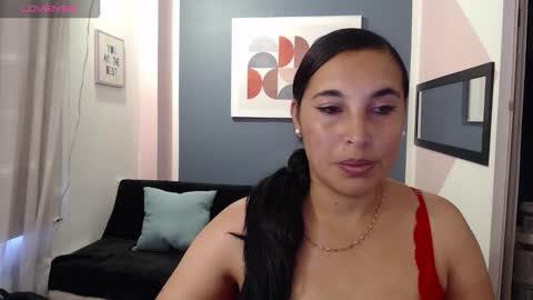 Ninna Vibree online show from December 1, 1:14 pm