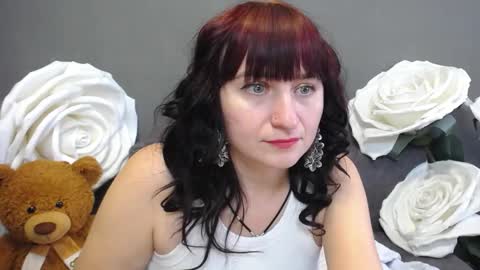 ninaflawlees online show from October 14, 11:57 am