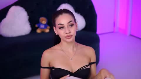 Snapshot of ninasolenne chatting on September 30, 7:19 pm Ninna online show from September 30, 7:19 pm