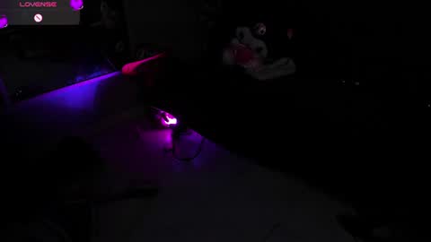 NINI  online show from August 4, 1:33 am