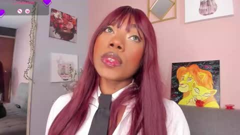 Snapshot of nini_martinii chatting on February 15, 3:39 pm NINI online show from February 15, 3:39 pm