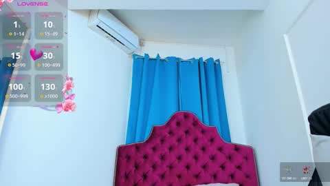 nina dee online show from October 3, 3:55 am