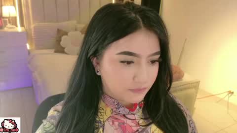 Nina online show from May 6, 1:15 pm